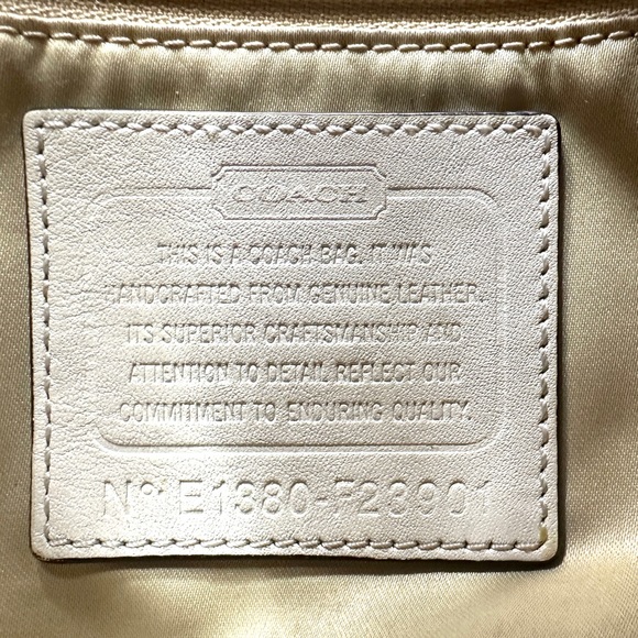 Coach Daisy Mia F23901 Cream Leather Medium Satchel Shoulder Bag Purse 2 Charms - Picture 10 of 15